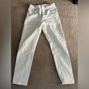 White denim forum yoko slim jeans!